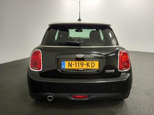 Mini COOPER Mini 1.5 136pk Chili | Climate control | Cruise control | Lichtmetalen velgen 17" | Stoelverwarming | Led