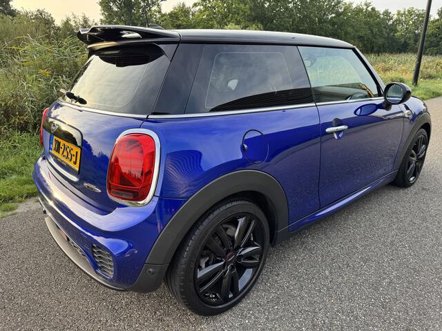 Mini COOPER Mini 1.5 JWC Pakket Automaat