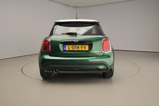 Mini COOPER 3-deurs Leder / Sportstoelen / LED / DAB / Alu wielen black