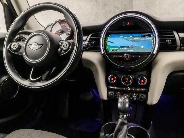 Mini COOPER Mini 1.5 Chili Automaat (5 DEURS, DEALER ONDERHOUDEN, GROOT NAVI, LEDER, CLIMATE, STOELVERWARMING, SPORTSTOELEN, LED KOPLAMPEN, CRUISE, KEYLESS, NIEUWSTAAT)
