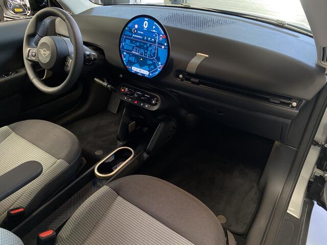 Mini COOPER Mini E Essential 40.7 kWh Nieuw, 17INCH