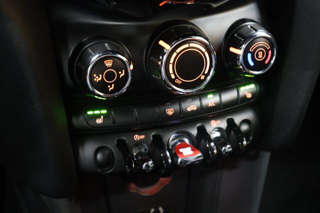 Mini COOPER Mini Cabrio 1.5 Chili Serious Business [STOELVERWARMING, PARKEERSENSOREN, HALF LEDER/STOF, BLUETOOTH, CRUISE CONTROL, AIRCO, NIEUWSTAAT]