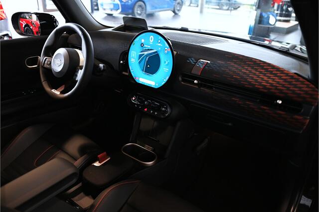 Mini COOPER Hatchback C Automaat / John Cooper Works / Pakket M / 18" JCW Lap Spoke 2-tone