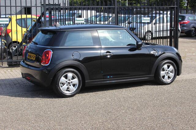 Mini COOPER Mini 1.5 Navigatie, 136PK!