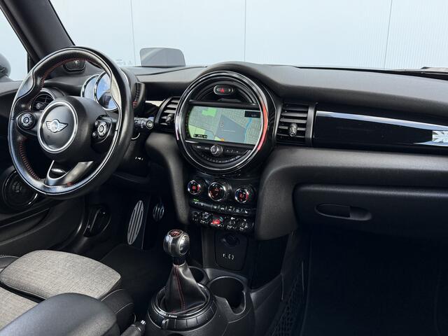 Mini COOPER Mini 1.5 Chili Serious Business JCW Pakket/Navigatie.
