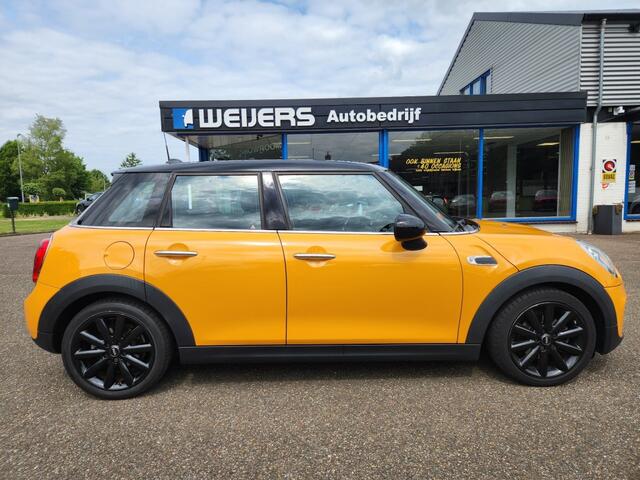 Mini COOPER 1.5 Cooper Chili Business 5drs , Clima, Navi, Cruise,