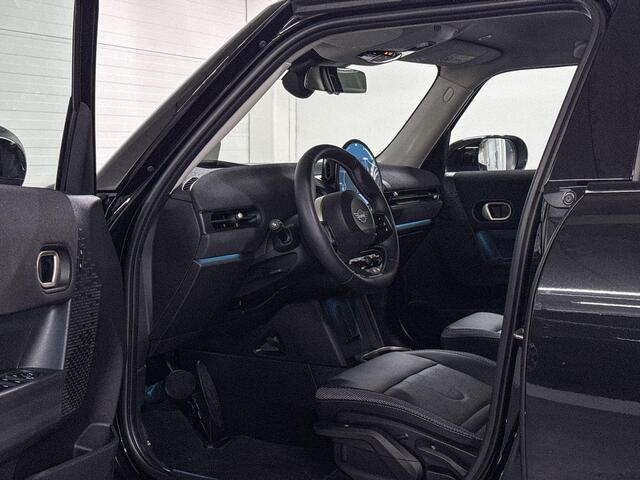 Mini COOPER 5-deurs 1.5 C Classic | Stoelverwarming | Achteruitrijcamera | Head-Up Display