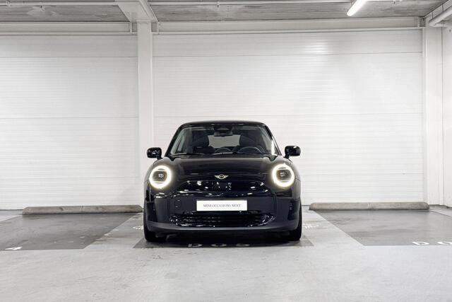 Mini COOPER E | Classic Uitvoering | Pakket L | 17" Parallel Spoke 2-tone