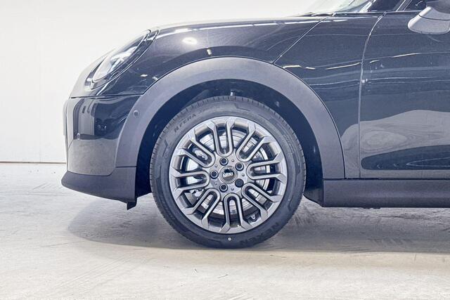 Mini COOPER 5-deurs Essential XS | 17" LM U-Spoke Grey