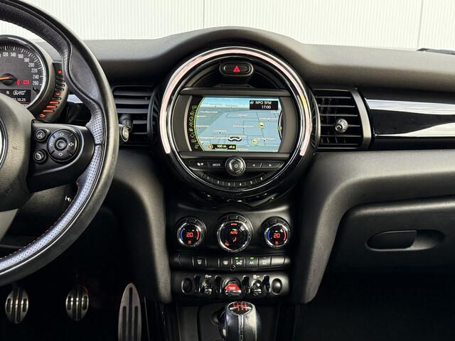 Mini COOPER Mini 1.5 Chili Serious Business JCW Pakket.