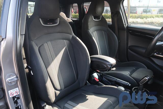 Mini COOPER Mini 1.5 Chili John Cooper Works / Automaat / Navi / PDC / Camera / Carplay