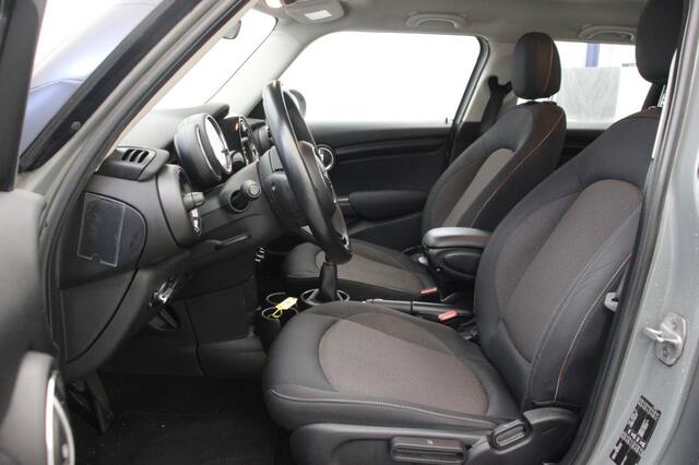 Mini COOPER 1.5D Business One - Navi