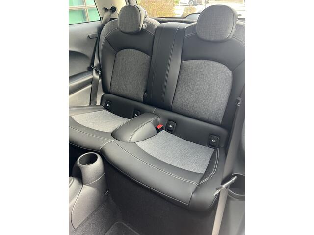 Mini COOPER Mini 1.5 Classic | AUTOMAAT | CARPLAY/ANDROID | NAVI | CRUISE CONTROL | LMV | PDC | CLIMATE CONTROL | LED | DAB | BLUETOOTH