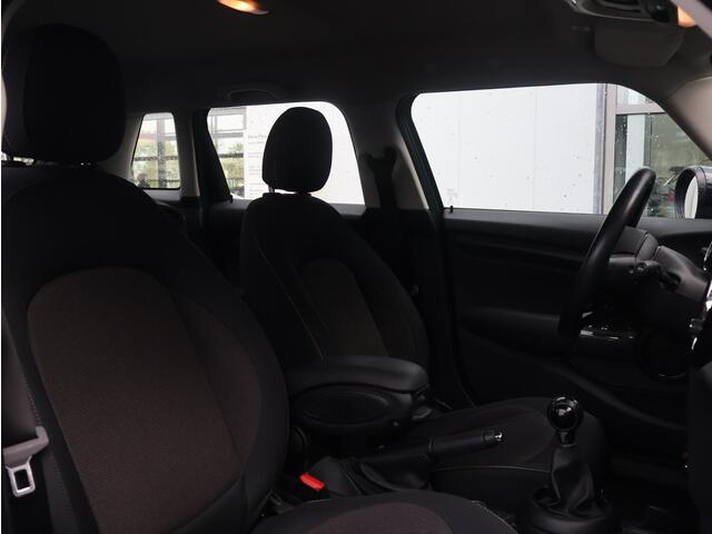 Mini COOPER Mini 1.5 Multifunctioneel stuurwiel/ Cruise Control/ Navigatie