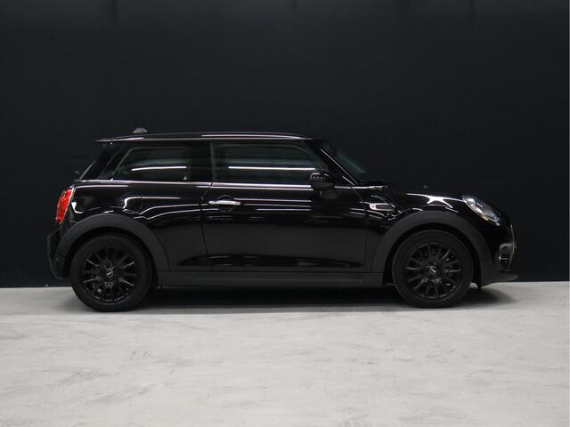 Mini COOPER Mini 1.5 Business [NAVIGATIE, AIRCO, PDC ACHTER, BLUETOOTH, 6-BAK, CRUISE CONTROL, NIEUWSTAAT]
