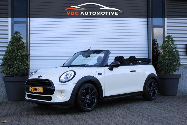 Mini COOPER Mini Cabrio 1.5 Navi | Leder | LED | Sfeerverlichting | Comfort Access | Black Trim | JCW Stuur | Zeer Netjes | Top Onderhouden