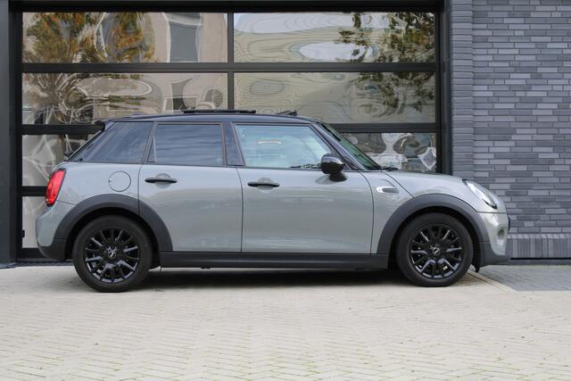Mini COOPER Mini 1.5 | NAP! | PANO | PDC ACHTER |