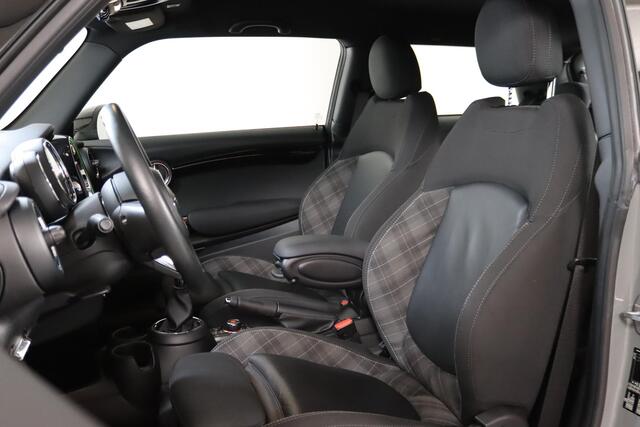 Mini COOPER Mini 1.5 Chili LED, Apple Carplay, Stoelverwarming, Navigatie