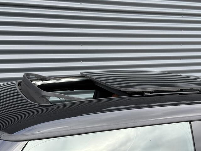 Mini COOPER Mini 1.5 MINI Yours Pano/Leder/Camera/Apple/Stoel+stuur warm