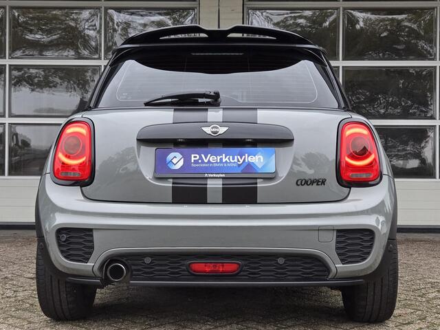 Mini COOPER Mini 1.5 Chili JOHN COOPER WORKS | LED KOPLAMPEN | CLIMATE CONTROL | SPORTSTOELEN | APPLE CARPLAY | KEYLESS ENTRY |