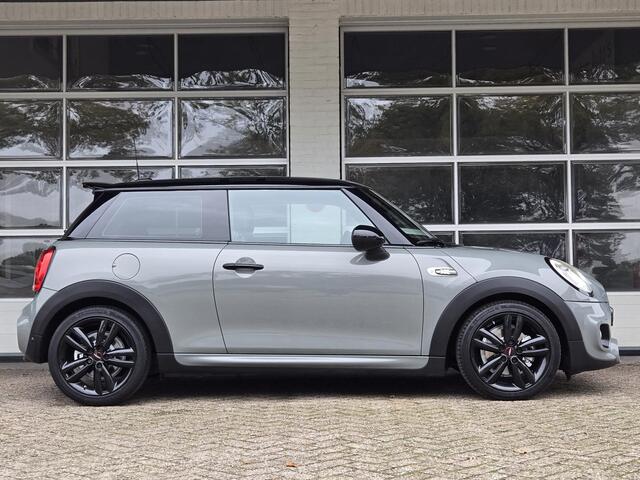 Mini COOPER Mini 1.5 Chili JOHN COOPER WORKS | LED KOPLAMPEN | CLIMATE CONTROL | SPORTSTOELEN | APPLE CARPLAY | KEYLESS ENTRY |