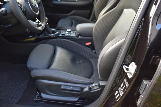 Mini COOPER CLUBMAN 1.5 Pepper Automaat Navigatie Keyless-go Leer interieur