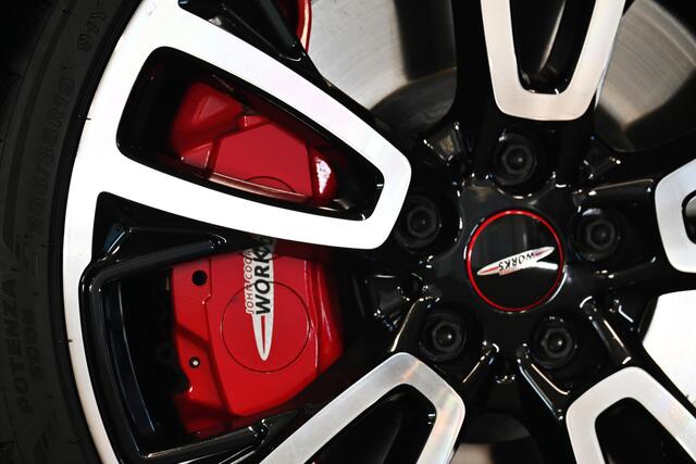 Mini COOPER CLUBMAN Mini 2.0 JCW ALL4 John Works HARMAN KARDON / AUTOMAAT