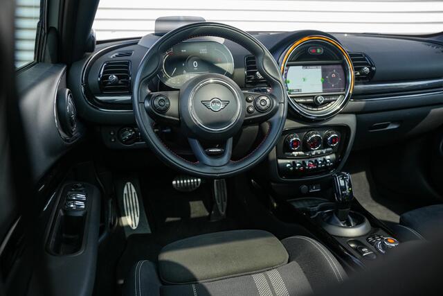 Mini COOPER CLUBMAN Mini 1.5 JCW Panoramadak Harman Kardon Navigatie DAB+ PDC LED