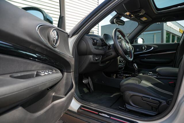 Mini COOPER CLUBMAN Mini 1.5 JCW Panoramadak Harman Kardon Navigatie DAB+ PDC LED