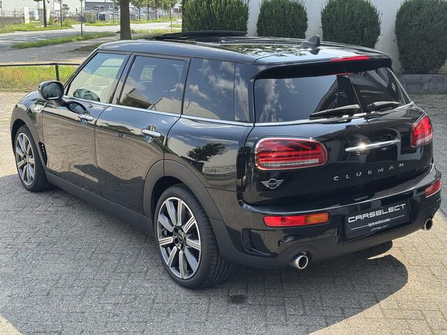 Mini COOPER CLUBMAN Mini 2.0 S ALL4 MINI Yours, adaptieve cruise control, Head-up, panoramadak,Leder, Camera. Een proefrit levert het bewijs. Neem contact op en we maken een afspraak!