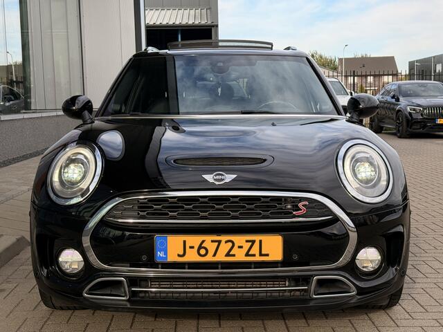 Mini COOPER CLUBMAN Mini 2.0 S ALL4 Chili Serious Business | Leder | Pano | Harman Kardon | Achteruitrijcamera | Stoelverwarming |