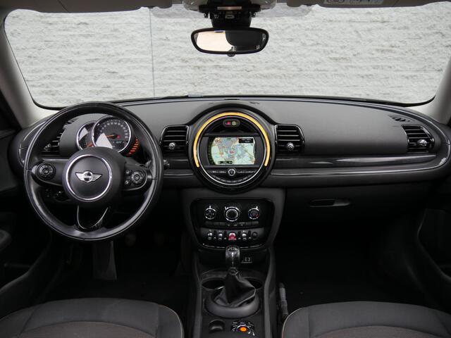 Mini COOPER CLUBMAN 1.5 PANORAMADAK/ PDC V+A/ AFN. TREKHAAK/ LED PAKKET