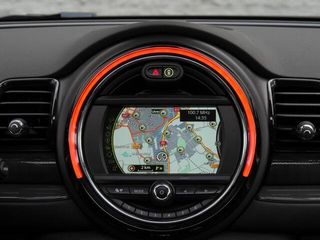 Mini COOPER CLUBMAN 1.5 PANORAMADAK/ PDC V+A/ AFN. TREKHAAK/ LED PAKKET