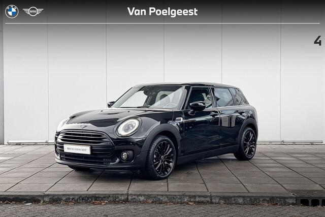 Mini COOPER CLUBMAN Classic Apple Carplay / MINI Navigatie / Parkeersensoren / Schuidak / Black Edition / 17 Inch