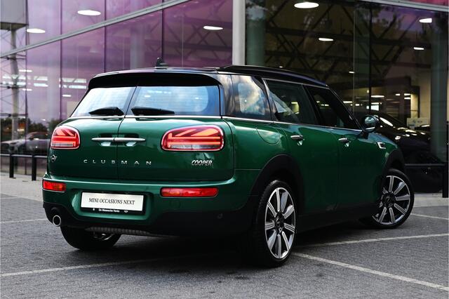Mini COOPER CLUBMAN Automaat / Panoramadak / Achteruitrijcamera / Comfort Access / LED / Stoelverwarming / Harman-Kardon / Airconditioning / Cruise Control