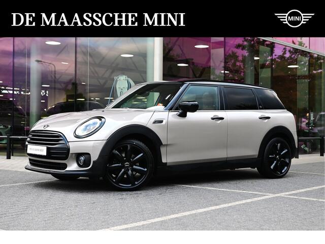 Mini COOPER CLUBMAN Automaat / Panoramadak / Achteruitrijcamera / Comfort Access / Stuurverwarming / LED / Comfortstoelen / Airconditioning / Cruise Control