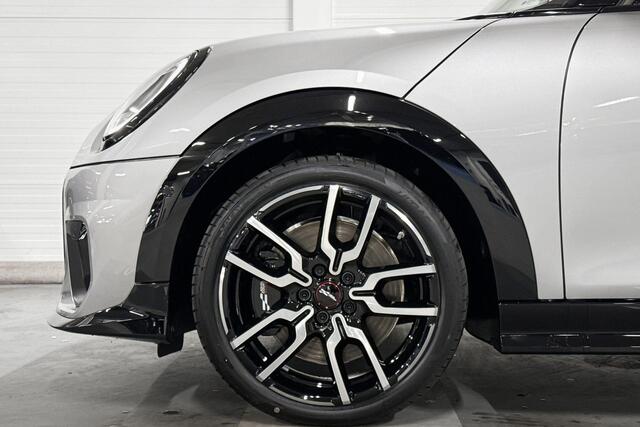 Mini COOPER S 5-deurs | John Cooper Works Uitvoering | Pakket XL | 18" John Cooper Works Lap Spoke two-tone