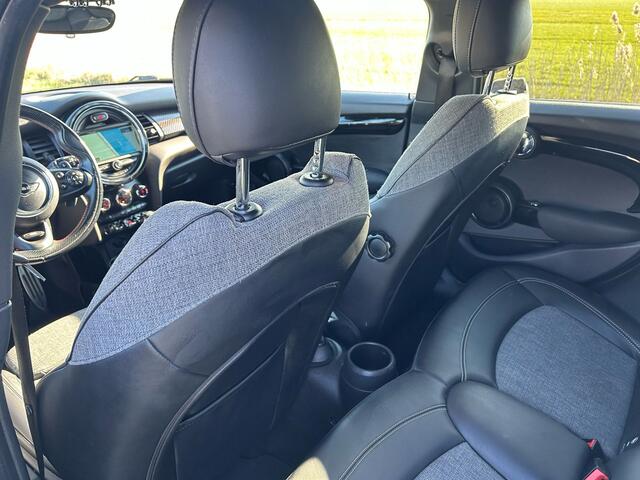 Mini COOPER S Mini 2.0 192 PK Chili Serious Business John Cooper Works Uitvoering!