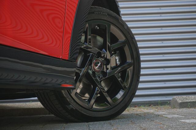 Mini COOPER S 5-deurs John Cooper Works Uitvoering | Pakket XL | Glazen panoramadak | Driving Assistant Plus | HIFI System Harman Kardon | MINI Head-Up Display