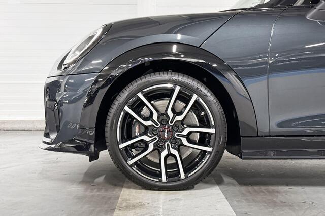 Mini COOPER S 5-deurs | John Cooper Works Uitvoerung | Pakket XL | 18" JCW Lap Spoke two-tone