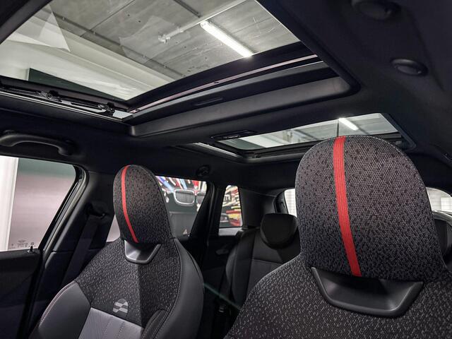 Mini COOPER S 5-deurs | John Cooper Works Uitvoerung | Pakket XL | 18" JCW Lap Spoke two-tone