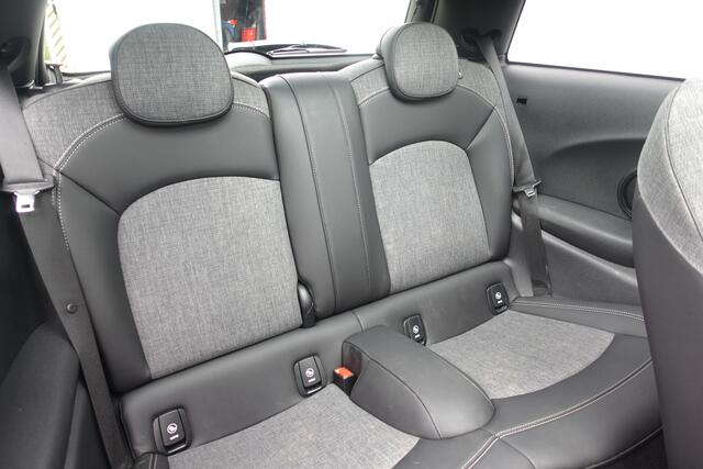 Mini COOPER S Mini 2.0 Chili | Automaat | Nav | Clima | Pano dak | Led | Achteruitrijcamera