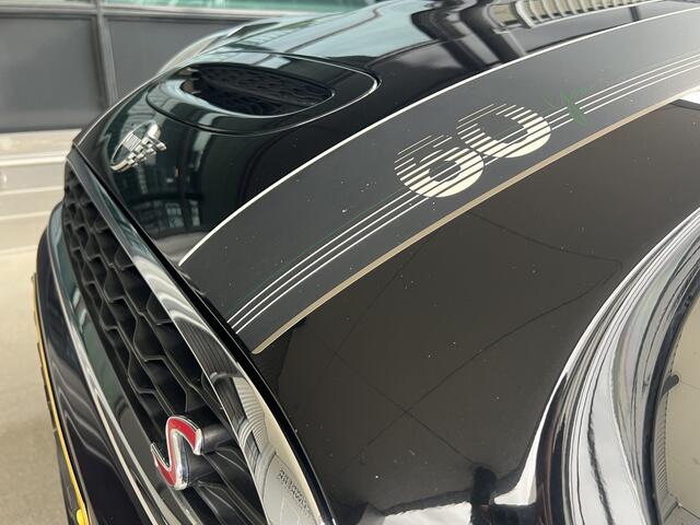 Mini COOPER S Mini 2.0 60 Years Edition | AUTOMAAT | HEAD-UP DISPLAY | LEDER | SCHUIF/KANTELDAK | CARPLAY/ANDROID | CAMERA | HARMAN/KARDON | NAVI | CRUISE CONTROL | PDC V+A | CLIMATE CONTROL | LMV 17'' | STOELVERWARMING | LED | BLUETOOTH