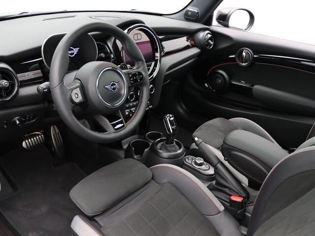 Mini COOPER S 3-Deurs Rockingham GT Edition + Premium Plus Pakket + Glazen panoramadak + Achteruitrijcamera + Park Assistant + Harman-Kardon + 17''