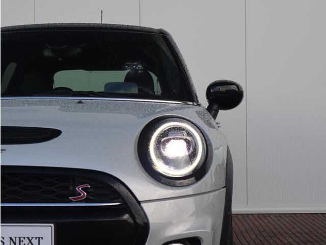 Mini COOPER S Mini 2.0 John Cooper Works/ Comfort Access/ Achteruitrijcamera/ Stoelverwarming/ Cruise Control/ Harman-Kardon/ Head-Up