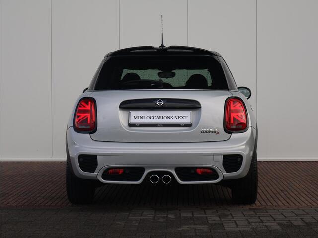 Mini COOPER S Mini 2.0 John Cooper Works/ Comfort Access/ Achteruitrijcamera/ Stoelverwarming/ Cruise Control/ Harman-Kardon/ Head-Up