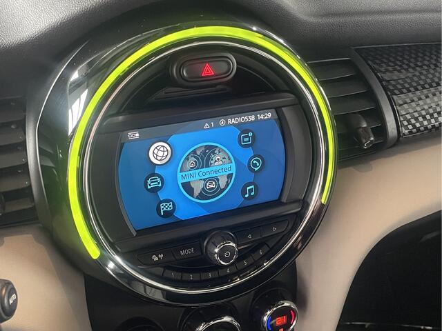 Mini COOPER S Mini Cabrio 2.0 Chili 190 PK Automaat / Leder