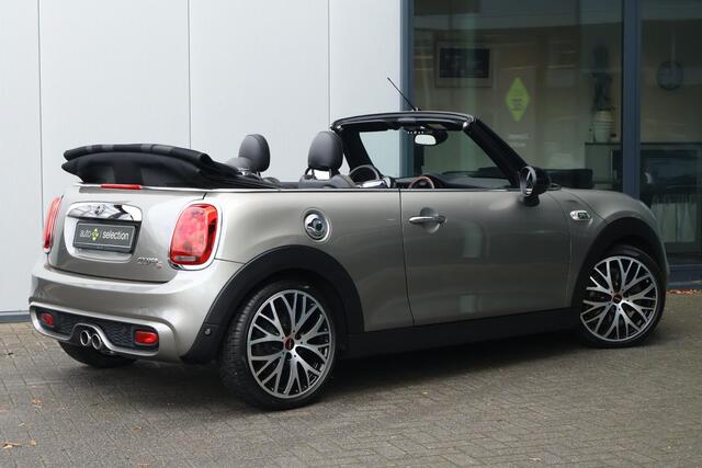 Mini COOPER S Cabrio 2.0 Chili Serious Business