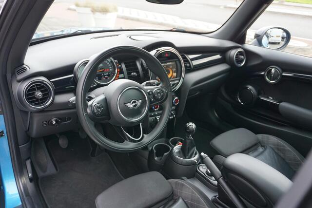 Mini COOPER S 2.0 Chili Serious Business | Pano