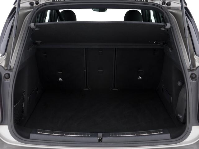 Mini COUNTRYMAN Mini 1.5 Cooper JCW-Interior-Pack Business-Pack *NAVI-FULLMAP | FULL-LED | ECC | PDC | CRUISE | SPORT-SEATS*